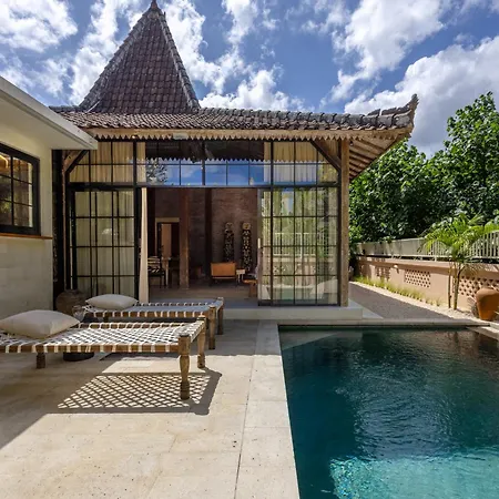The Pink Joglo, A Cheerful 3Bdr Villa W/Pool And Rice-Field View.