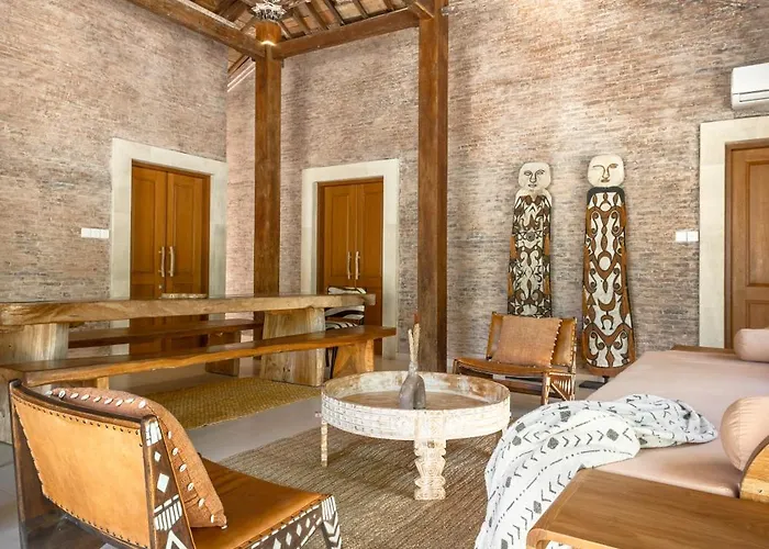 The Pink Joglo, A Cheerful 3bdr W/pool And Rice-field View. Villa *