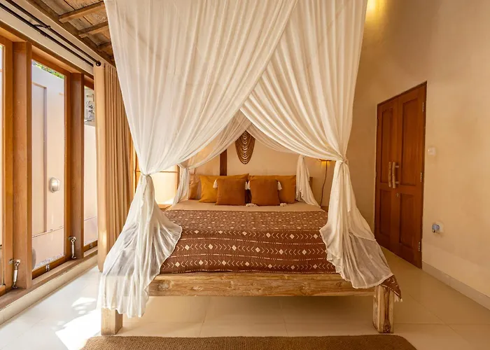 The Pink Joglo, A Cheerful 3bdr W/pool And Rice-field View. * Dalung (Bali)